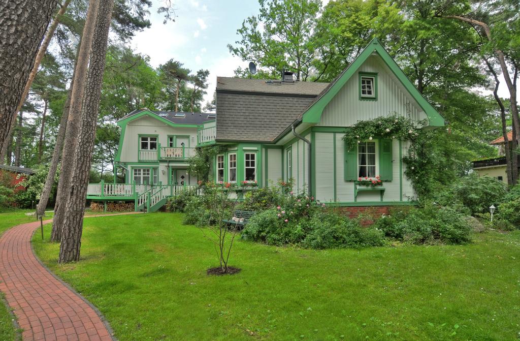 Landhaus Victoria Ostseebad Boltenhagen Exterior foto